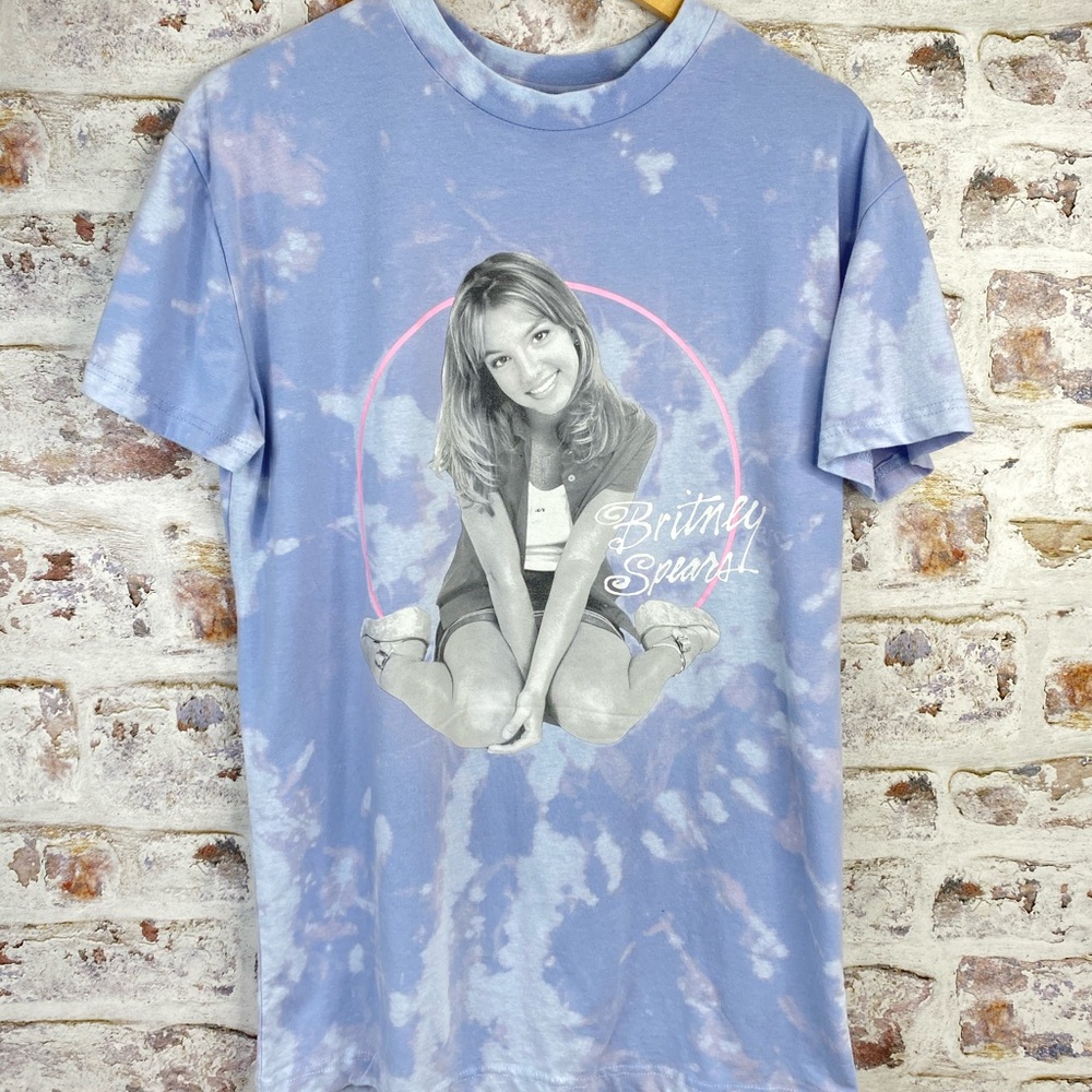 Britney Spears Tie Dye T Shirt Men’s Size Medium